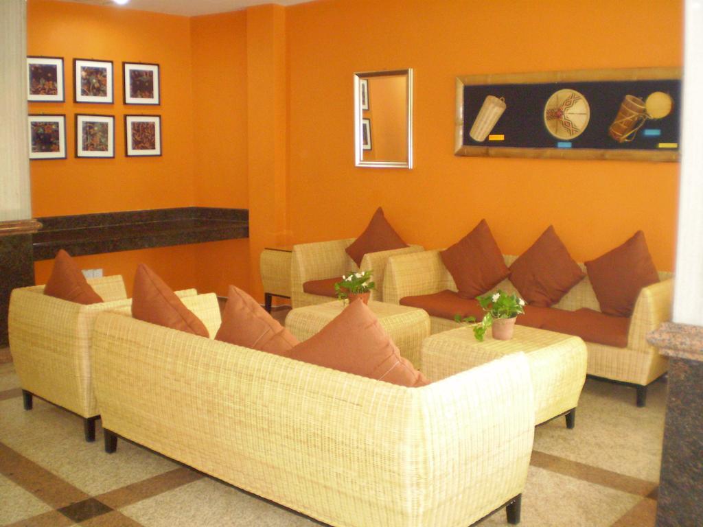Tang Dynasty Lodge Tuaran Bagian luar foto